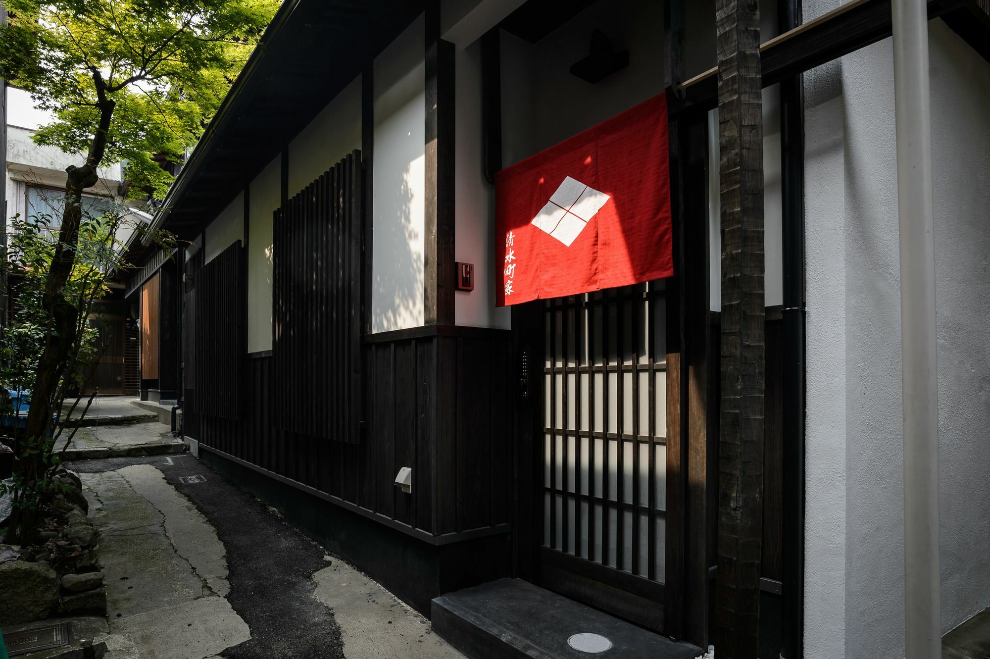 京都市 清水サムライ町家ヴィラ エクステリア 写真